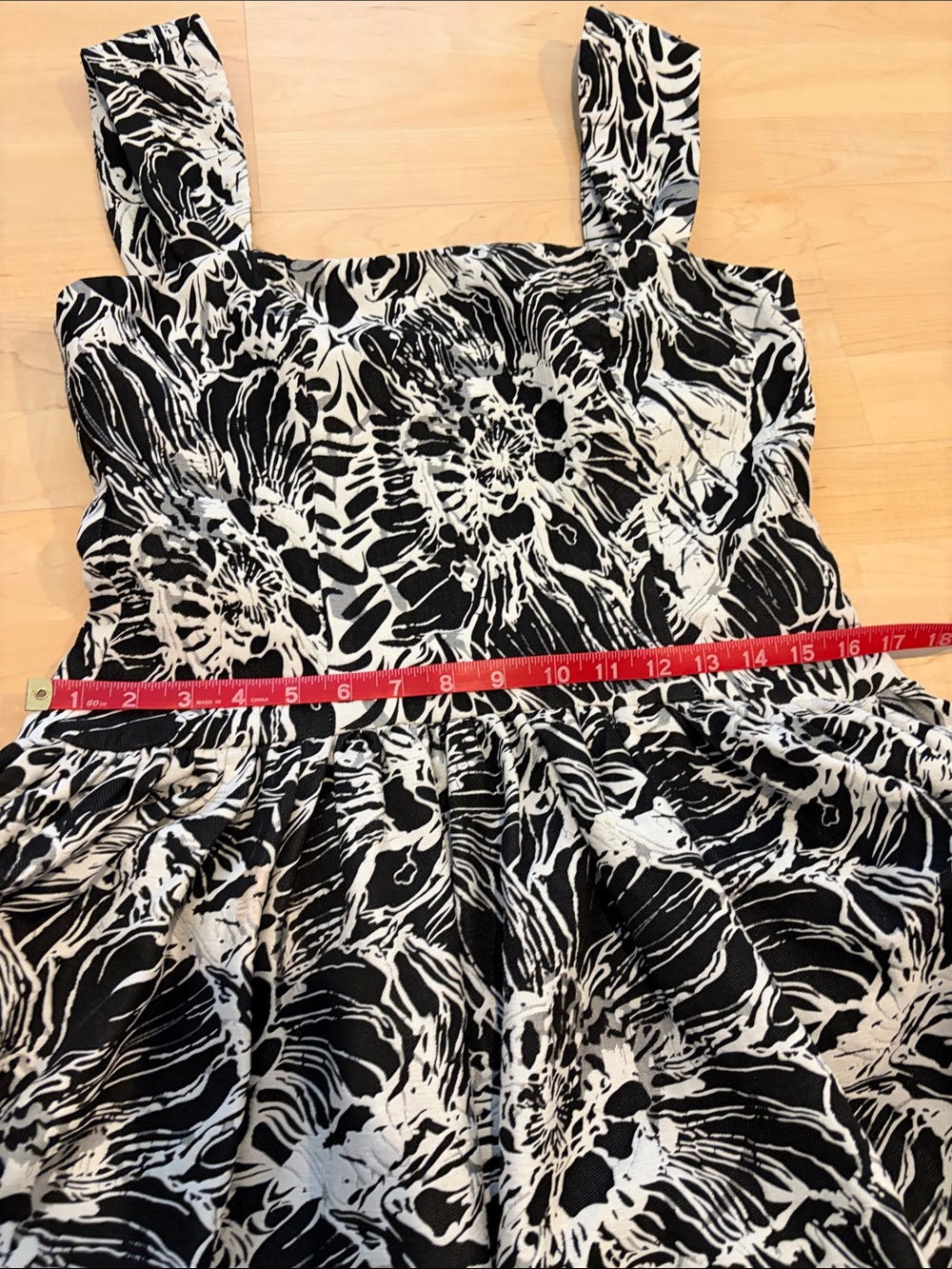 Elliatt Louise Maxi Dress Black White Floral Print Medium - Picture 7 of 9